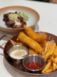 -奈尔宝家庭中心·亲子早教·派对餐厅(北京东坝万达店)