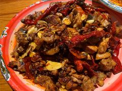 辣子鸡-柴窝堡22号辣子鸡·传承新疆菜