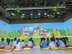 -小鸡哆哆故事屋·儿童乐园(嘉里城店)