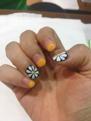-孔雀手美甲美睫护理