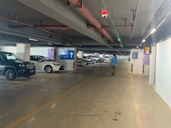 -一嗨租车(凤凰机场店)