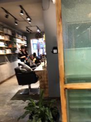 点击看大图 -MONE美发沙龙