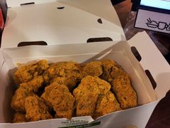 -BHC炸鸡(明洞总店)