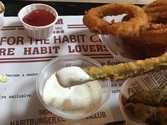 -The Habit Burger Grill 哈比特汉堡(复兴soho店)