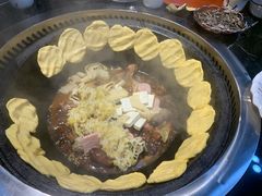 -袁小二大东北铁锅炖(吉祥村总部)