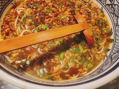 -蜗牛小馆醉乡民谣云南菜(惠新西里店)