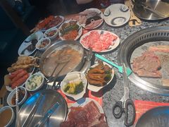 -阪尚皇·原切牛排·烤肉火锅自助(北京路店)