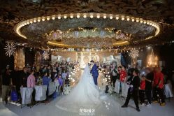 -花嫁丽舍婚礼殿堂(世博江景店)