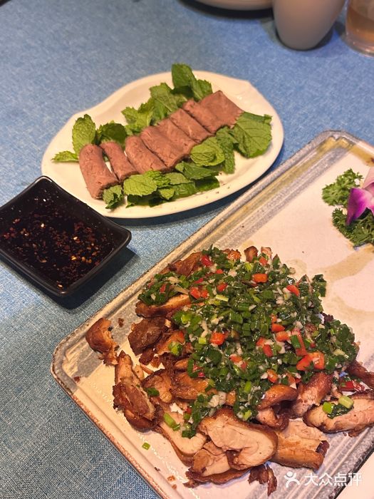 香巴拉云南餐厅(华莱坞店)图片