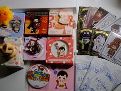 -泡泡玛特POPMART(侨福芳草地店)