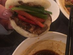 -粤尚腾香居中餐厅(首都机场希尔顿店)