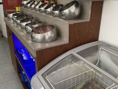 -毛辣果·贵州红酸汤牛肉火锅(西单店)