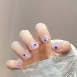 -吉吉靓甲美睫