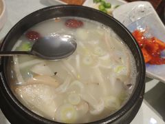 -益百岁牛尾汤(香山路店)