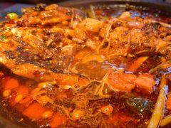 -鸣记脆皮烤鱼·海鲜烤鱼(三八广场店)