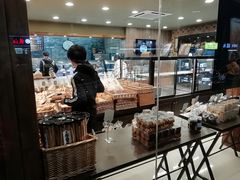 面包甜点陈列柜-红跑车(三牌楼店)