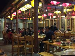 大堂-老凯俚酸汤鱼(鸿通城店)