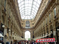 -埃马努埃莱二世拱廊