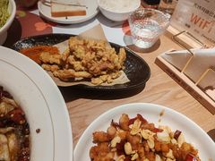 山城小酥肉-椒爱水煮鱼川菜(CBD万达店)