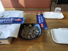 -华府九号海鲜烧烤大排档(龙域店)
