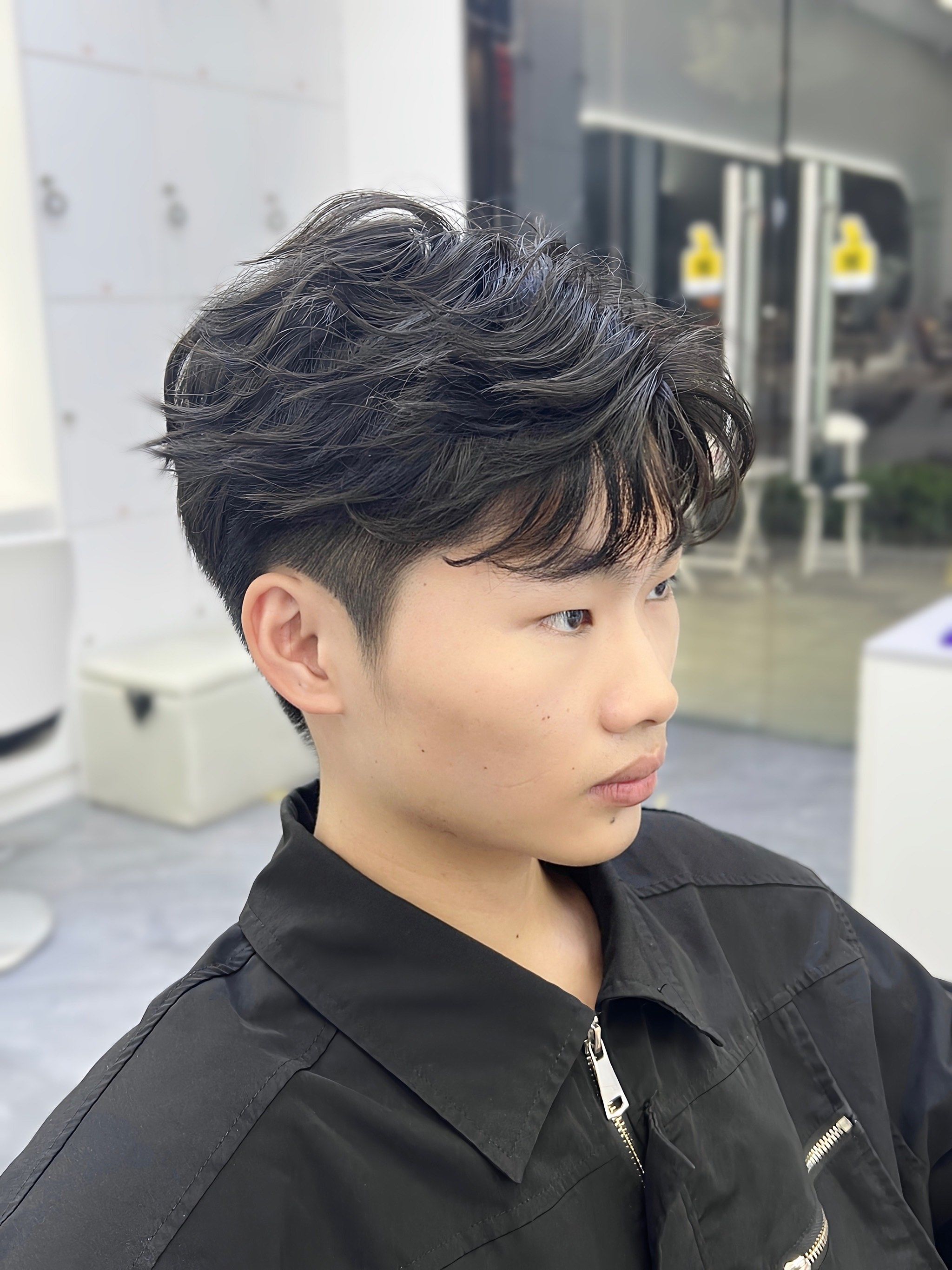 新潮男发型必看哦