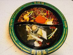 特色鸳鸯锅-有拈头成都市井火锅(南山总店)