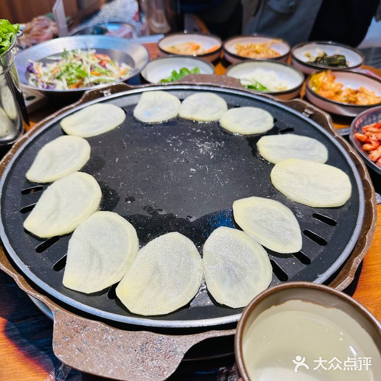 [吐]好吃到口水止不住的烤肉。蟹酱拌饭！