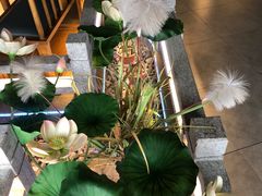 -荷塘秋月·本帮江浙菜(国权路店)