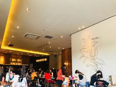 等位区-星巴克(宝山万达店)