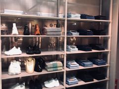 -Acne Studios(芮欧百货店)