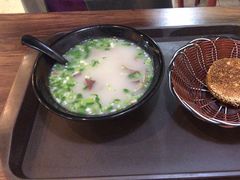 -万红路羊汤烧饼店(将台路店)