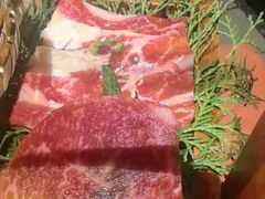 -山川小町·极番烧肉(新地假日广场店)