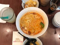 -小槟城美食馆