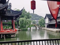-鲁镇
