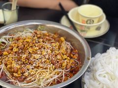 -周良天山牛杂城(天山路总店)