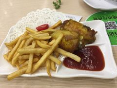 -佰搭果·广式茶餐厅(西华路店)