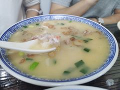 -亚忠小吃店(曾厝垵店)