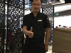 -闫府私房菜·百年鲁菜(恒隆店)