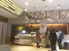 -西安大雁塔科技大学地铁站亚朵酒店