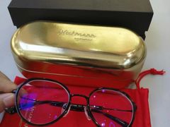 -爱视眸Eyeblling眼镜·依视路·蔡司镜片折扣店(百联南方商城购物中心)
