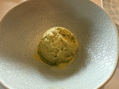 牛油果冰淇淋-新荣记(建国门外大街店)