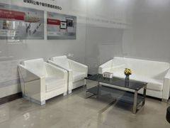 -茂菊口腔连锁(浦东南路店)