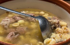 Braised Pork Ribs with Lotus Seeds