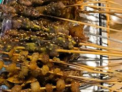 -烤满分·东北烧烤(首经贸店)