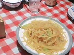 -老郑家东北春饼(龙悦居店)
