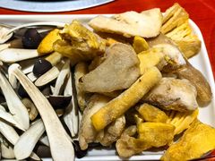 -菌之家·专业纯野生菌火锅·特色炒菌