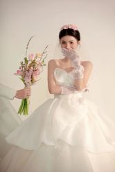 -樱花婚纱摄影