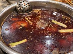 -肖肖酸萝卜鱼火锅(总店)