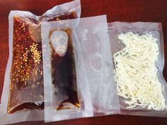 -媛媛家秘制鸡丝凉皮(陆慕店)