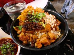 黄金泡菜卤肉饭-Let's Taipei 非常烘焙(太古里店)